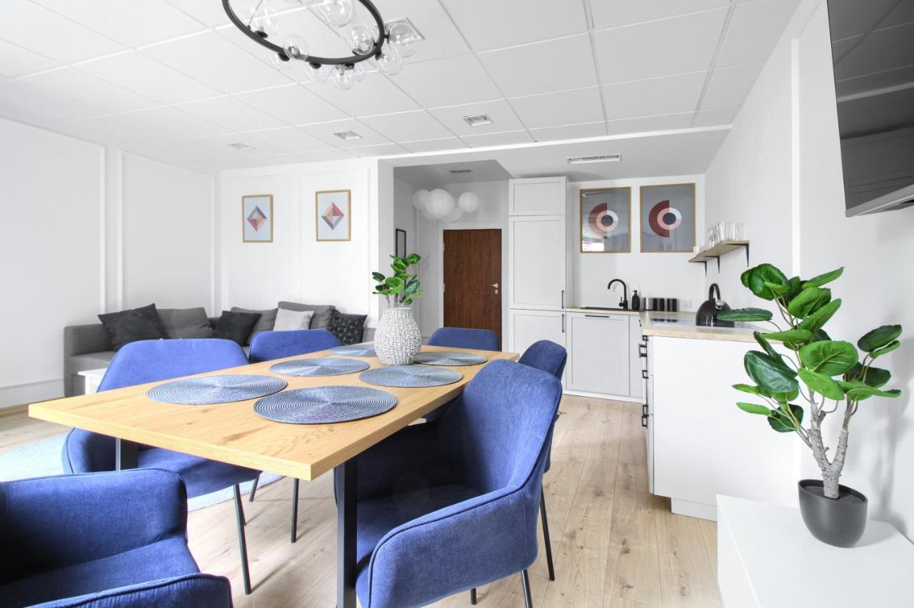 Apartamenty Wyspa Solna By Vacation Rental - Basen, Sauna, Jacuzzi, Silownia W Cenie كولوبرزيغ المظهر الخارجي الصورة